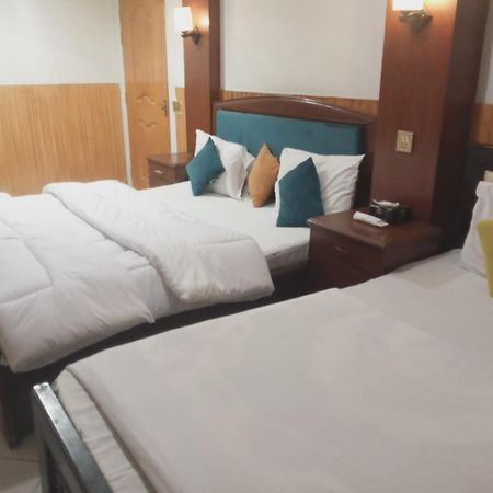 Hotel New Mid City Мултан Экстерьер фото
