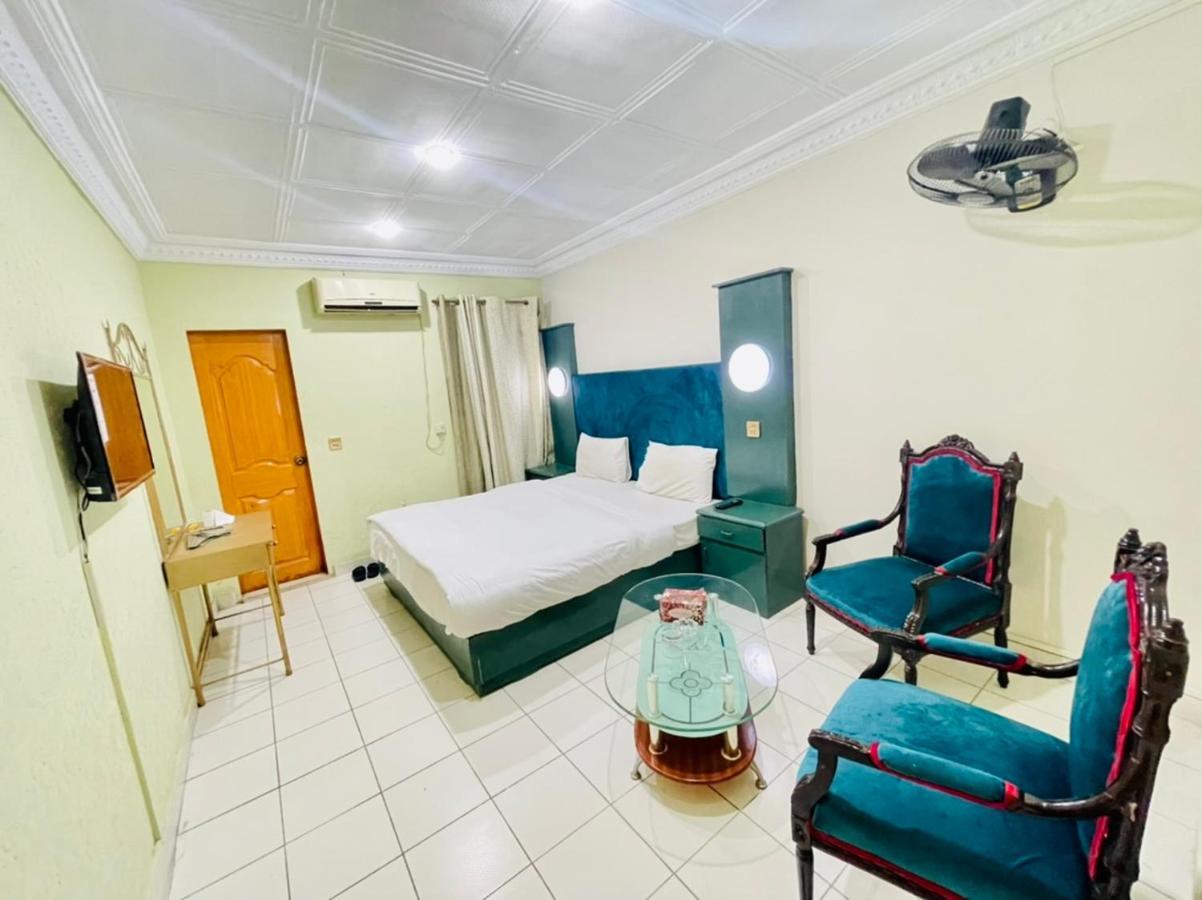 Hotel New Mid City Мултан Экстерьер фото