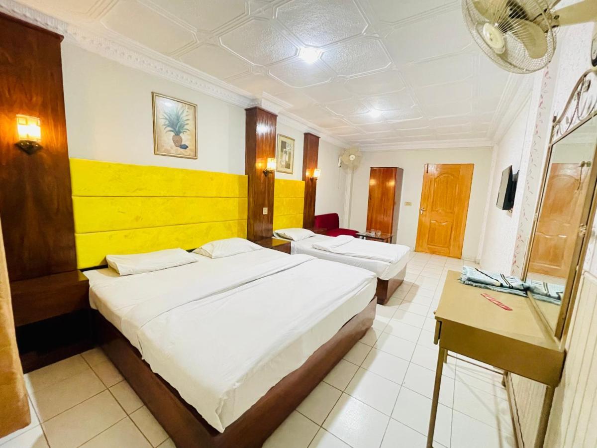 Hotel New Mid City Мултан Экстерьер фото