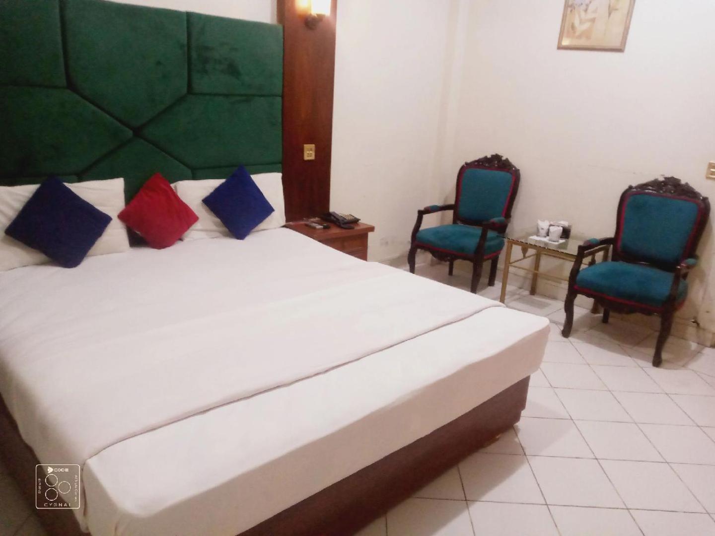 Hotel New Mid City Мултан Экстерьер фото
